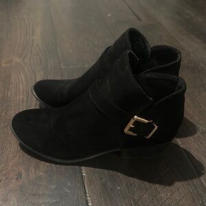 TOP Moda Black Ankle Boots with Gold Accent